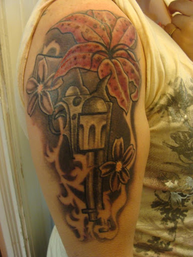 Tattoo Shop «Righteous Tattoo», reviews and photos, 2371 Manchester Rd, Akron, OH 44314, USA