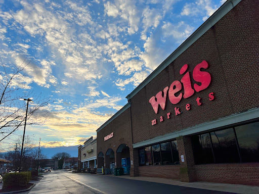 Supermarket «Weis Markets», reviews and photos, 10 Village Center Rd, Reisterstown, MD 21136, USA