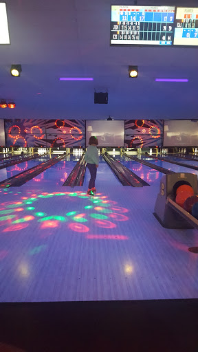 Bowling Alley «North Bowl Lanes», reviews and photos, 71 E Washington St, North Attleborough, MA 02760, USA