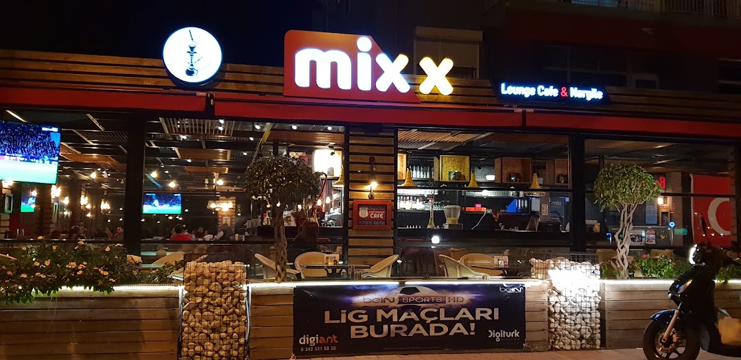 Mixx Lounge Coffee & Bistro