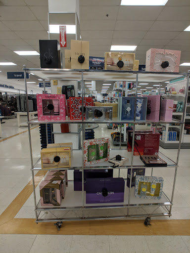 Department Store «Marshalls», reviews and photos, 1596 S Randall Rd, Geneva, IL 60134, USA