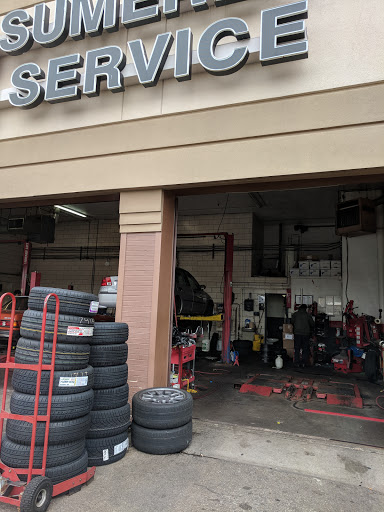 Auto Repair Shop «AAA | Bob Sumerel Tire & Service - Hyde Park», reviews and photos, 3872 Paxton Ave, Cincinnati, OH 45209, USA