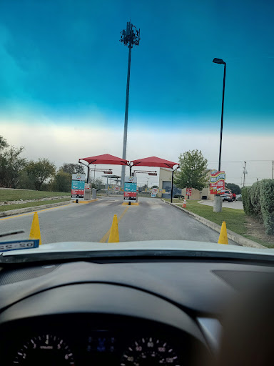 Car Wash «Zips Car Wash», reviews and photos, 10623 Culebra Rd, San Antonio, TX 78251, USA