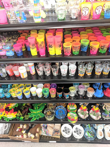 Liquor Store «Plaza Liquors», reviews and photos, 8739 International Dr, Orlando, FL 32819, USA