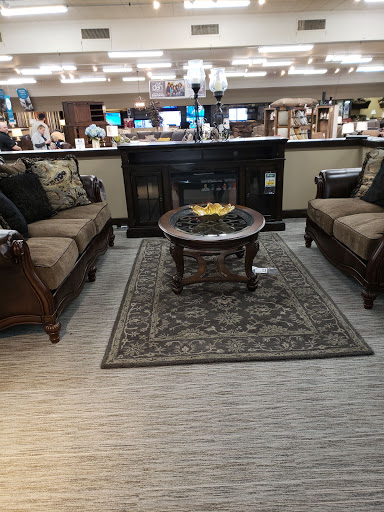 Furniture Store «Furniture On Consignment», reviews and photos, 4506 E 13th St N, Wichita, KS 67208, USA