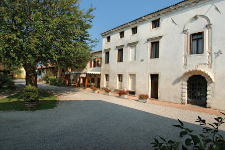 Agriturismo Il Palazzone, alloggio con prima colazione Via Roi G. 51, Via Giuseppe Roi, 51, 36047 Montegalda VI, Italia