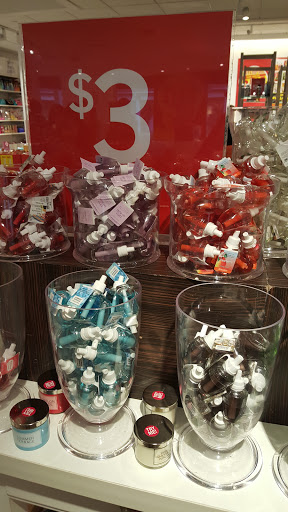 Beauty Supply Store «Bath & Body Works», reviews and photos, 10735 Factory Shop Blvd, Gulfport, MS 39503, USA