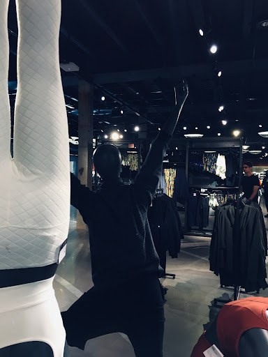 Clothing Store «Nike», reviews and photos, 8687 N Central Expy, Dallas, TX 75225, USA