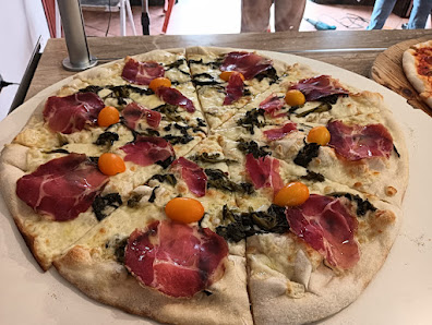 Poldo Felicissima Pizza Viale Marinella, 28, 88842 Steccato di Cutro KR, Italia