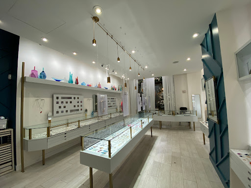 Jewelry Store «Pistachios», reviews and photos, 55 E Grand Ave, Chicago, IL 60611, USA