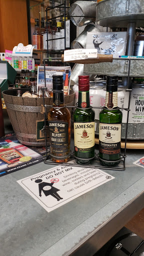Liquor Store «Hyland Hills Liquor Store», reviews and photos, 14334 SW Allen Blvd, Beaverton, OR 97005, USA