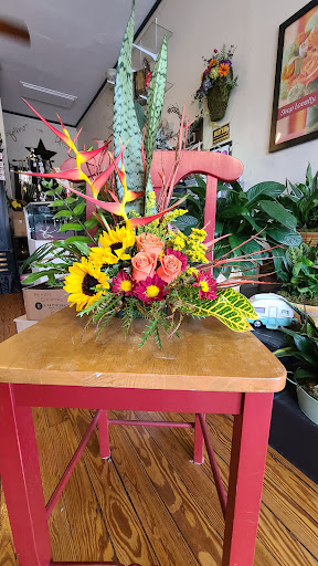 Florist «Shananne Cain Florist Inc», reviews and photos, 123 N Central Ave, Umatilla, FL 32784, USA