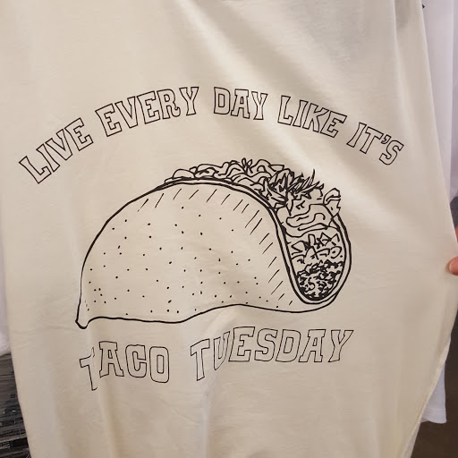 Clothing Store «RACQUET & JOG», reviews and photos, 5403 S Broadway Ave, Tyler, TX 75703, USA