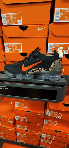 Outlet Mall «Tanger Outlet Jeffersonville», reviews and photos, 8000 Factory Shops Blvd, Jeffersonville, OH 43128, USA