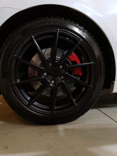 Tire Shop «Discount Tire Store - Shelby Township, MI», reviews and photos, 51073 Shelby Pkwy, Shelby Charter Township, MI 48315, USA