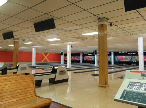Bowling Alley «Pines Plaza Bowling Lanes», reviews and photos, 1130 Perry Hwy, Pittsburgh, PA 15237, USA