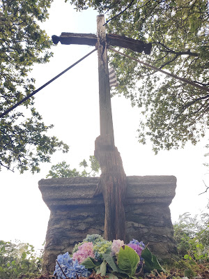 Croix de Mathusalem à Saint-Mayeux