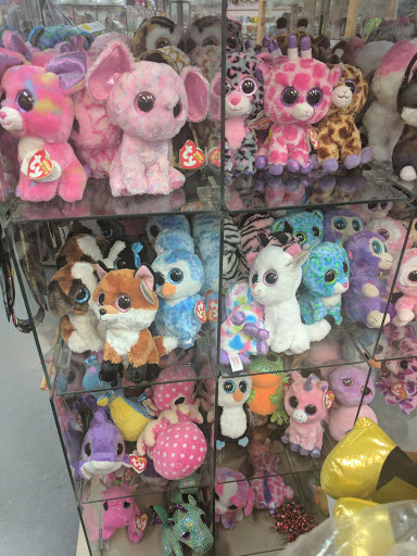 Gift Shop «Xenos Candy & Gifts», reviews and photos, 231 Chestnut St, Philadelphia, PA 19106, USA