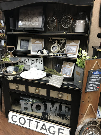 Gift Shop «Country Charm Boutique», reviews and photos, 3501 N Granville Ave, Muncie, IN 47303, USA