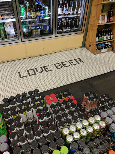 Liquor Store «Downtown Wine & Spirits», reviews and photos, 225 Elm St, Somerville, MA 02144, USA