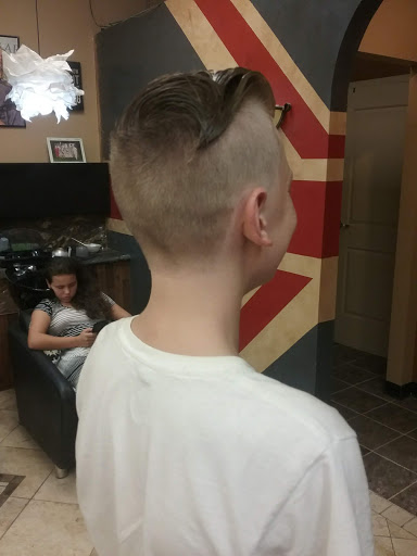 Hair Salon «Studio shag hair salon», reviews and photos, 3780 W Jonathan Moore Pike, Columbus, IN 47201, USA