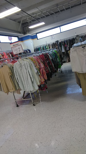 Thrift Store «Goodwill of North Georgia: Snellville Store and Donation Center», reviews and photos, 2340 Ronald Reagan Pkwy, Snellville, GA 30078, USA