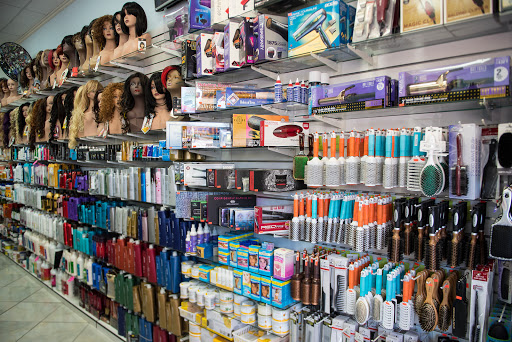 Beauty Salon «Maxim Beauty Supply, Salon & Eyebrow Threading», reviews and photos, 12411 Limonite Ave # 620, Mira Loma, CA 91752, USA