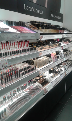 Cosmetics Store «SEPHORA», reviews and photos, 13 W Colorado Blvd, Pasadena, CA 91105, USA