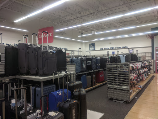 Shopping Mall «Lake Success Shopping Center», reviews and photos, 1526 Union Tpke, New Hyde Park, NY 11040, USA