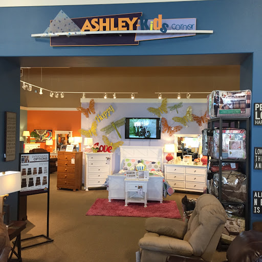 Furniture Store «Ashley HomeStore», reviews and photos, 9100 N Fwy Service Rd E #140, Fort Worth, TX 76177, USA