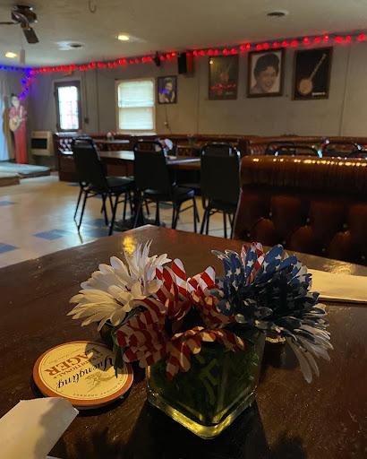 Lounge «Troubadour Restaurant & Lounge», reviews and photos, 25 Troubadour Ln, Berkeley Springs, WV 25411, USA