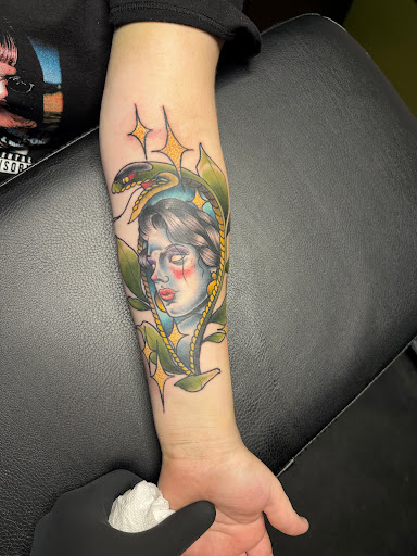 Explore 2 names tattoo ideas, creative tattoo ideas in Lake Villa, available at Eternal Tiger Tattoo