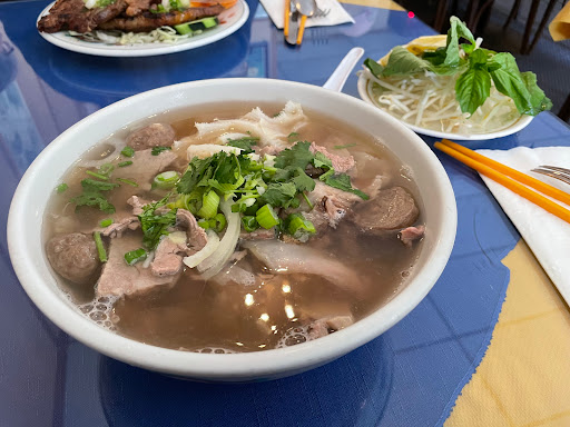 Mais Vietnamese Restaurant image