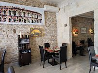 Atmosphère du Restaurant français Restaurant l'Ancien Thêatre à Nîmes - n°2