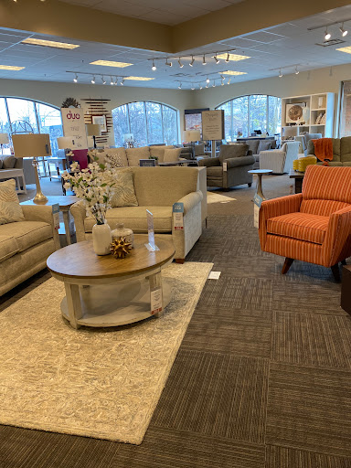 Furniture Store «La-Z-Boy Furniture Galleries», reviews and photos, 10900 Fairfax Blvd, Fairfax, VA 22030, USA