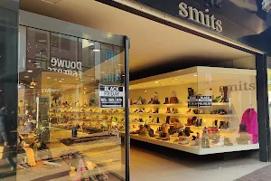 Smits Shoes Arnhem / bySmits.com image