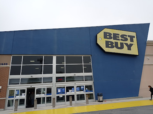 Electronics Store «Best Buy», reviews and photos, 1620 W Osceola Pkwy, Kissimmee, FL 34741, USA