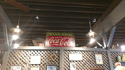 American Restaurant «Cracker Barrel Old Country Store», reviews and photos, 5035 Hinkleville Rd, Paducah, KY 42001, USA