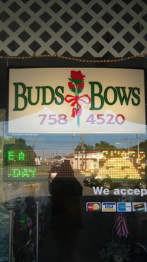 Buds N Bows, 3424 Camp Robinson Rd, North Little Rock, AR 72118, USA, 