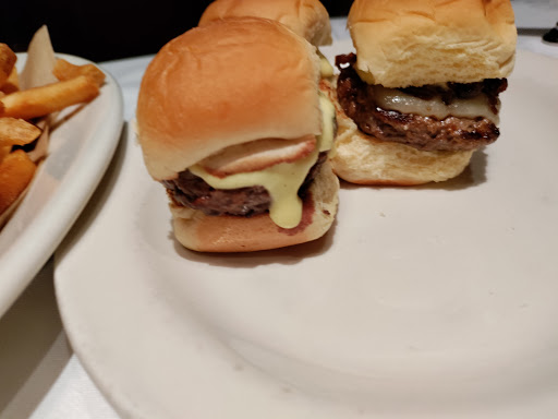 American Restaurant «Clydes of Georgetown», reviews and photos