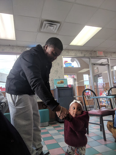 Shopping Mall «Cedar Square Shopping Center», reviews and photos, 2087 Shore Rd, Ocean View, NJ 08230, USA