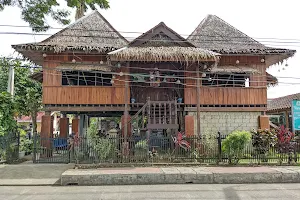 Doña Aurora Aragon-Quezon House image