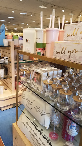 Department Store «Von Maur», reviews and photos, 1530 Polaris Pkwy, Columbus, OH 43240, USA