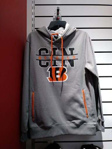 Department Store «T.J. Maxx», reviews and photos, 3445 Princeton Rd, Hamilton, OH 45011, USA