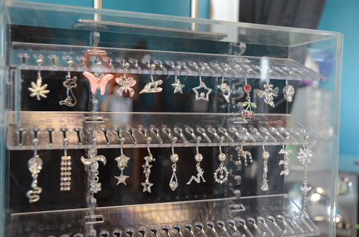 Tattoo Shop «Lucky Gal Tattoo & Piercing», reviews and photos, 1550 N Ankeny Blvd #102, Ankeny, IA 50023, USA