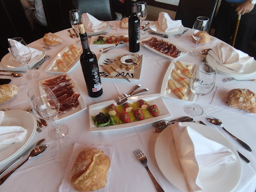 Bodegas D. Luis R. en Lantziego