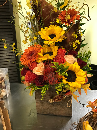 Florist «Flowers By Pouparina», reviews and photos, 7701 W 26th Ave #7, Hialeah, FL 33016, USA