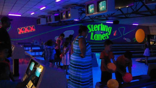 Bowling Alley «Sterling Lanes», reviews and photos, 33200 Schoenherr Rd, Sterling Heights, MI 48312, USA