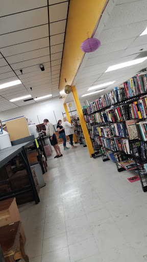 Furniture Store «Scottsdale Goodwill Redesign Store & Donation Center», reviews and photos
