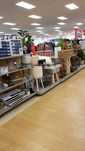 Department Store «Marshalls», reviews and photos, 550 Kinderkamack Rd, Emerson, NJ 07630, USA